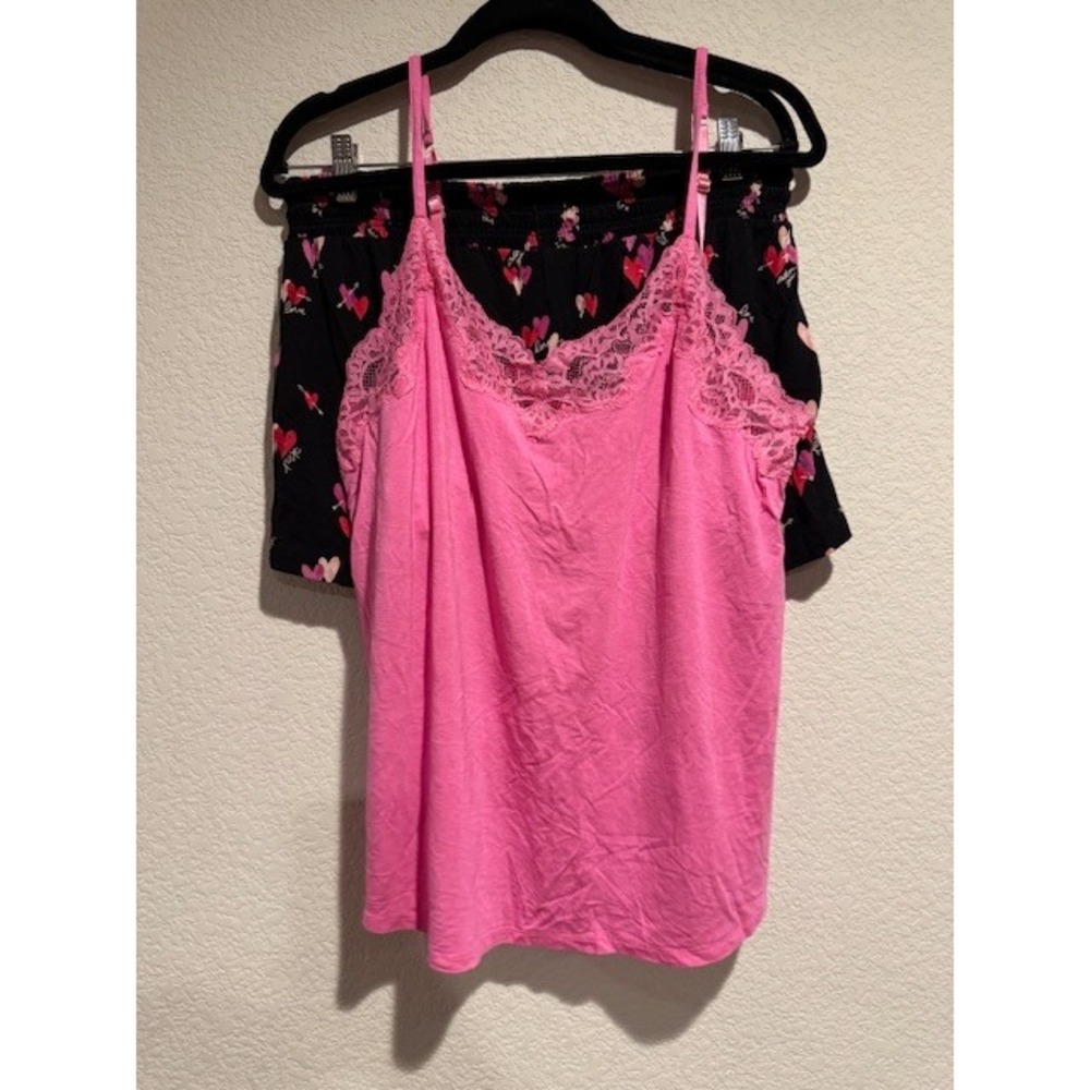 Soma Intimates Cool nights Pink Lace Trim Camisole and Heart Pajama Shorts Large